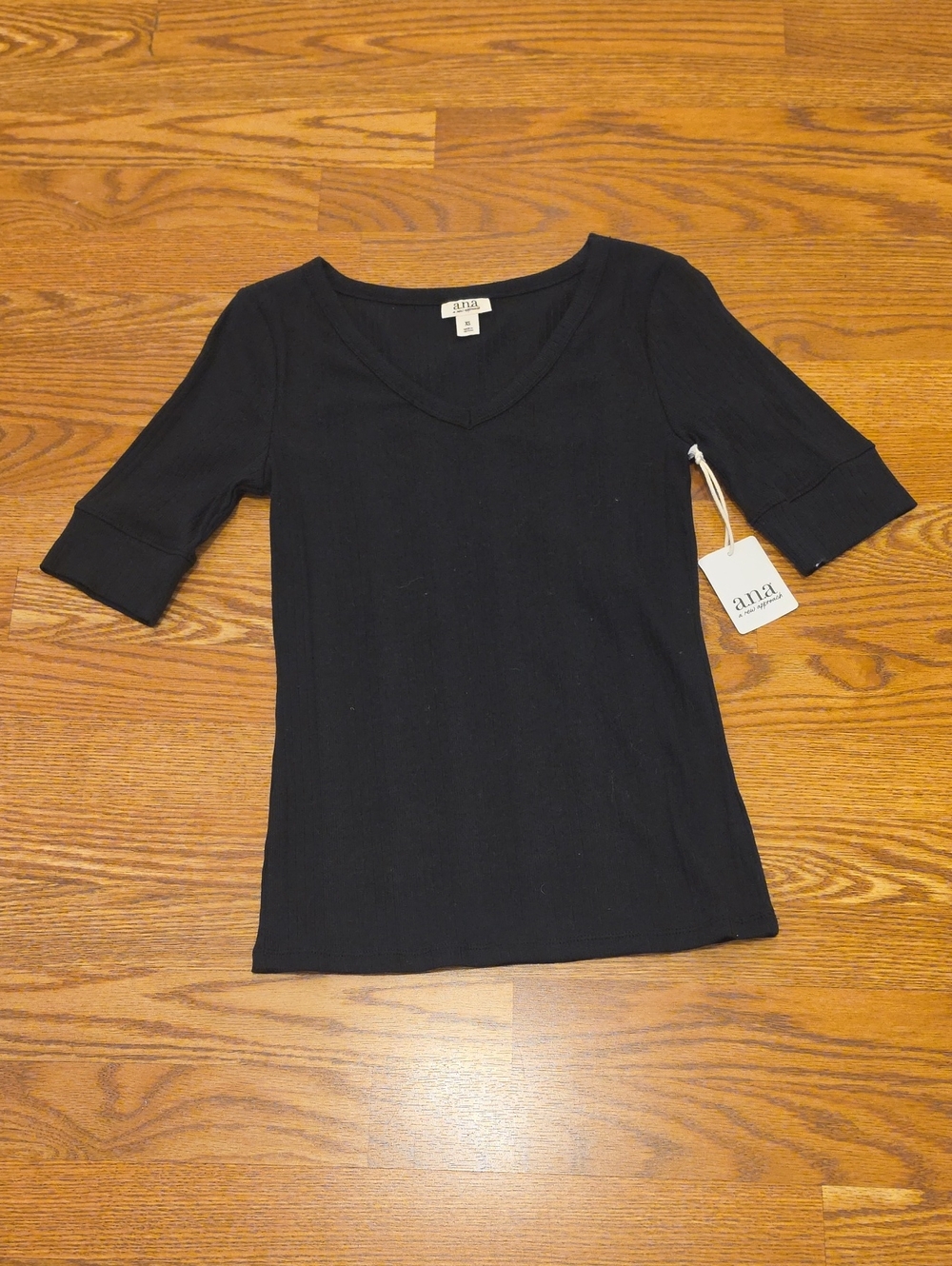 NWT a.n.a Black V-Neck Short Sleeve Knit Top